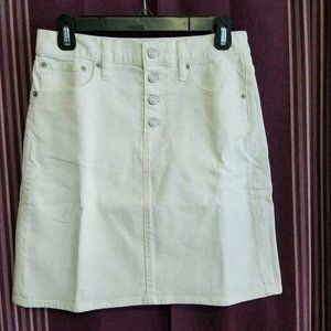 J Crew Women's Button-Front Denim Skirt in White Item AY653 Size 26/Size 2